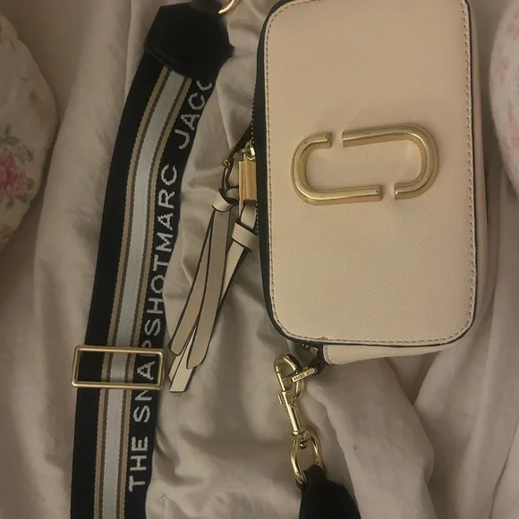 Marc Jacob’s snapshot bag - Picture 3 of 5